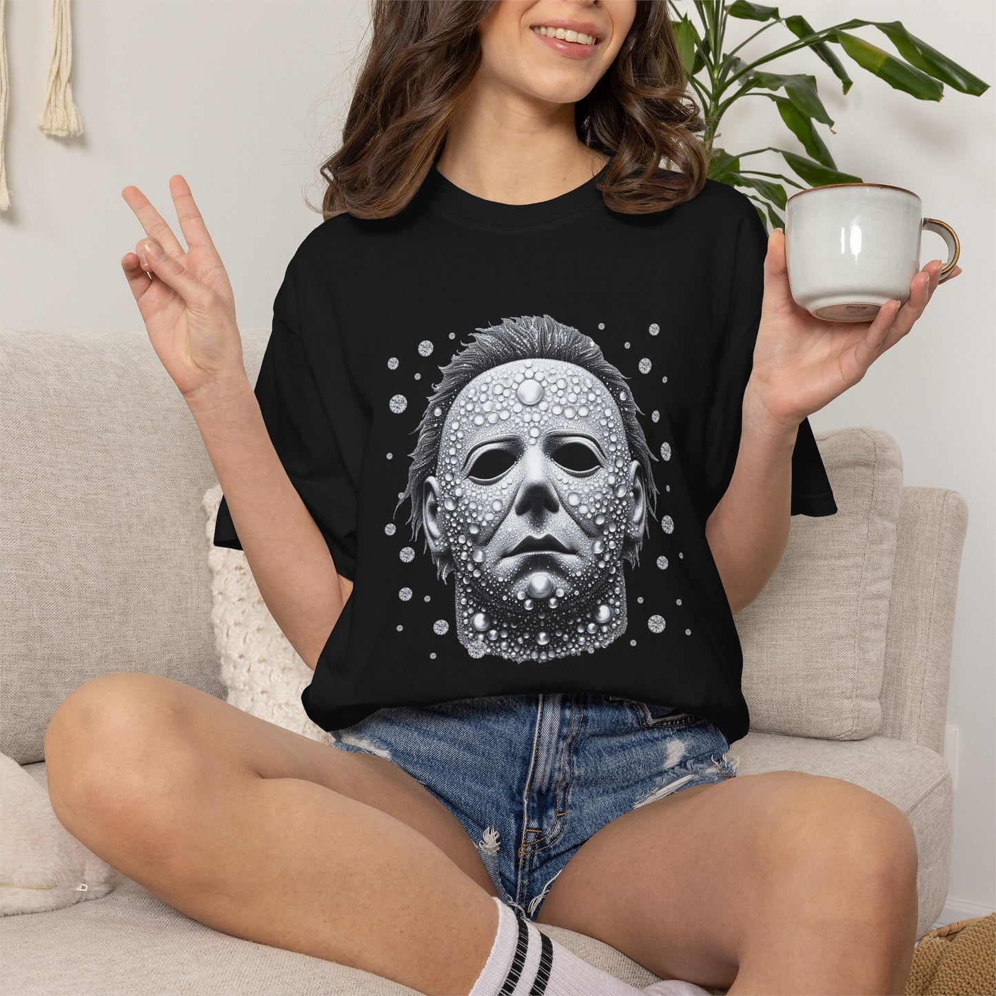 Horror Mask Tee — Michael Myers Halloween Graphic T-Shirt